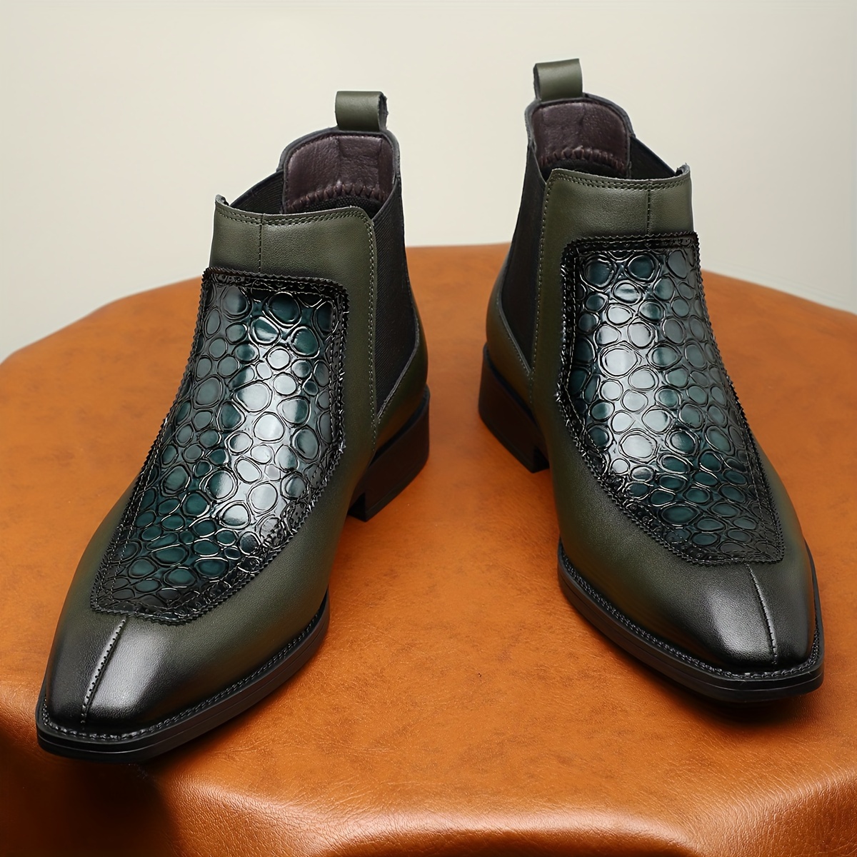 Men’s Black Boots with Crocodile Pattern – Slip-On Ankle Boots for Everyday Casual Wear, Rubber Sole, Stylish & Versatile Design