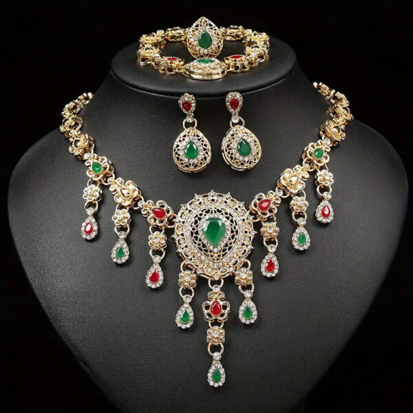 Ladies' Jewelry Set Including a Necklace, Earrings, Bracelet, And Ring, Featuring Rhinestone Embellishments. Stylish, Elegant, And Luxurious, Perfect for Weddings, Banquets, Parties, And Formal Occasions. - Image 2