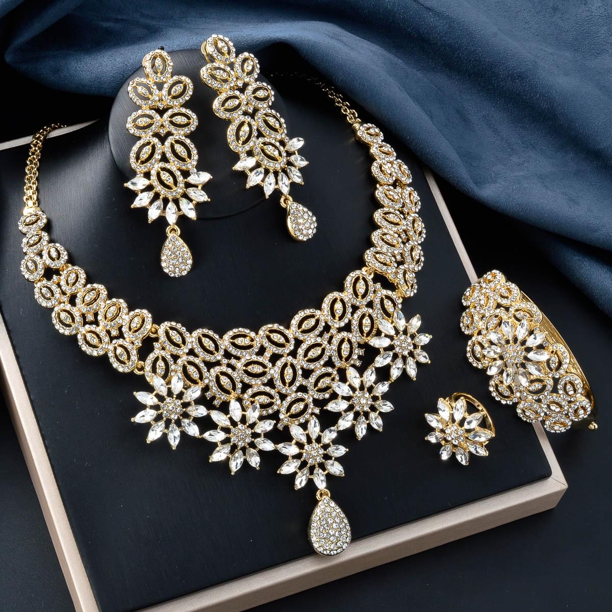 Elegant & Luxurious Women's Jewelry Set with Sparkling Zirconia Flower Pendants - Perfect for Weddings and Banquets, All-Season Wear